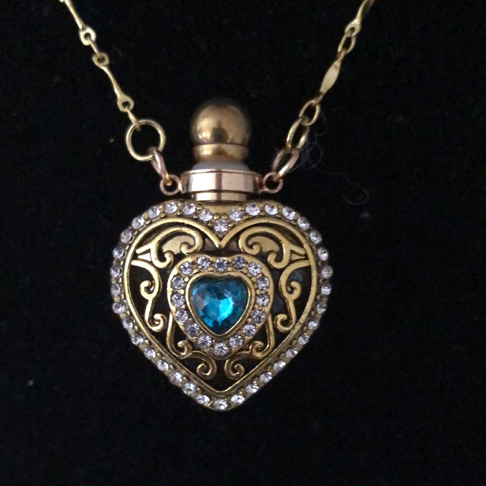 Gold Heart Pendant Necklace with Blue Gem - Picture 3 of 8